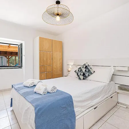 Retreat By Algarve Golden